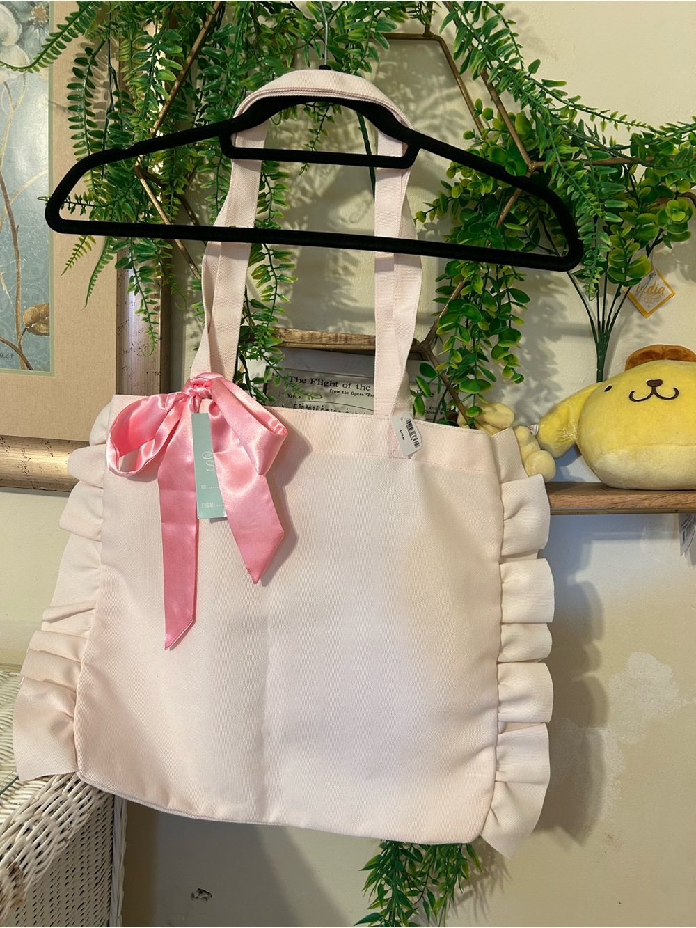 Pink Ruffle feminine Tote with Satin Bow - Sweetest Song Bath and Body Works - Picture 1 of 5